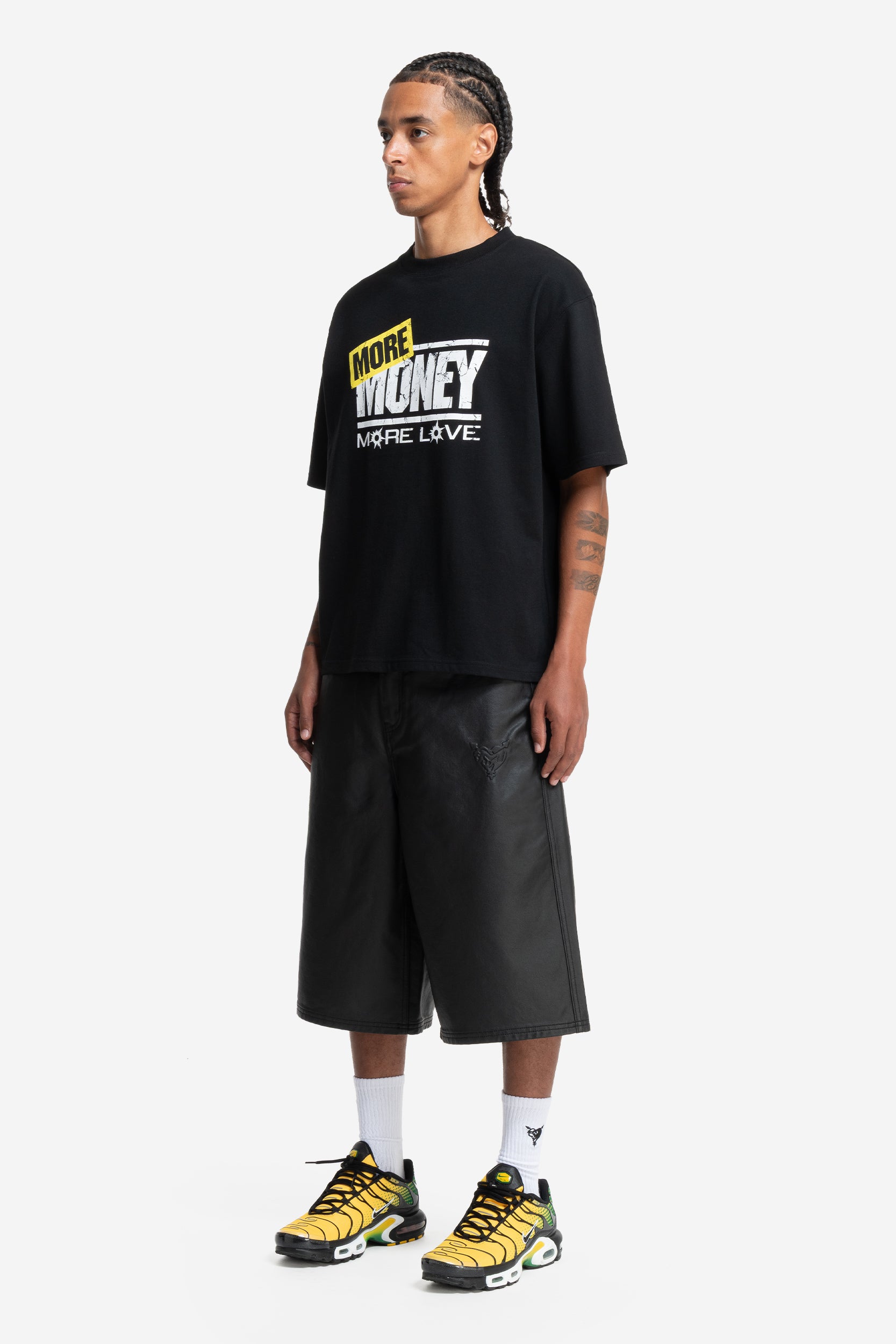 DISTINCTIVE COATED JORTS BLACK