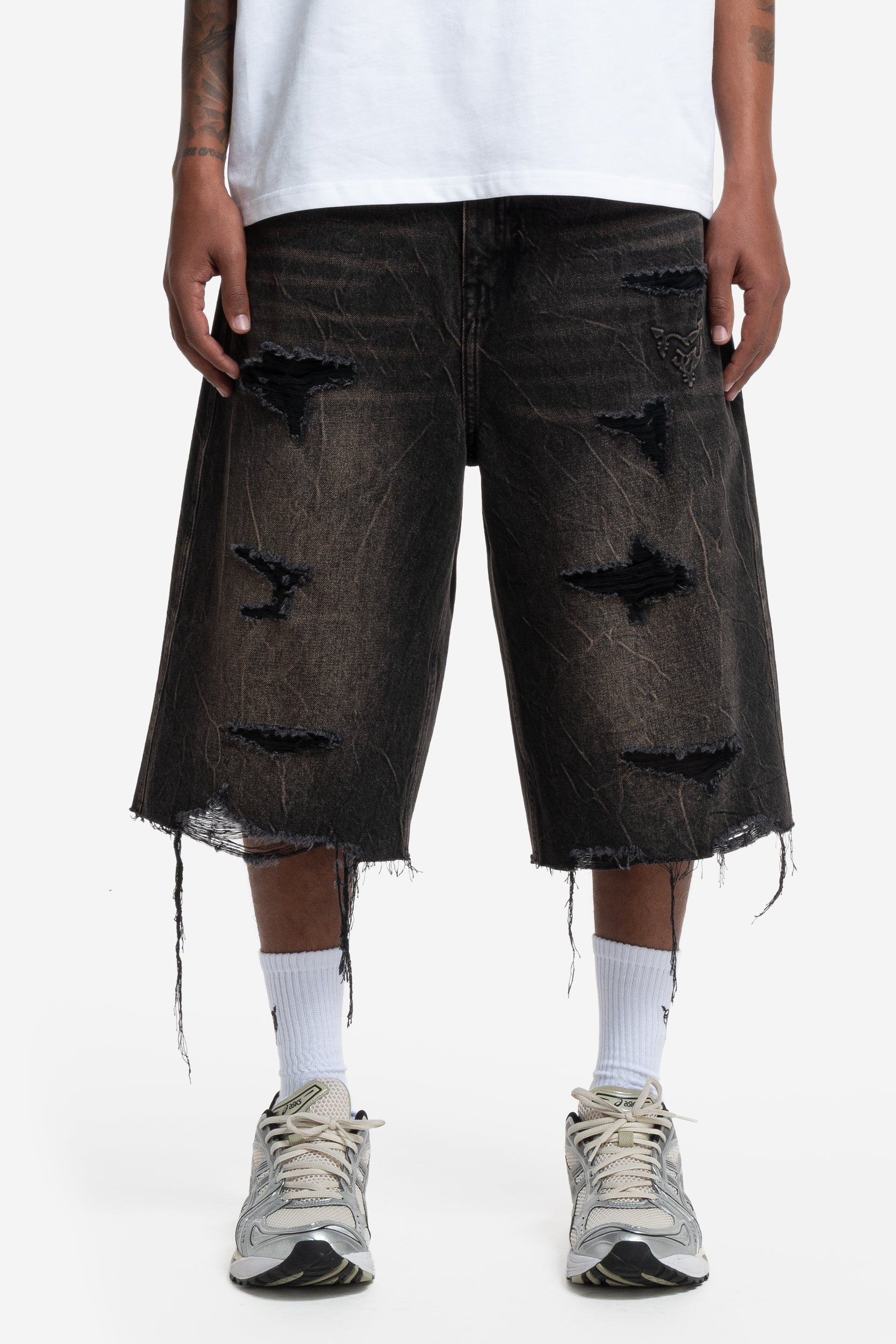 RIPPED DISTINCTIVE JORTS DARK GREY