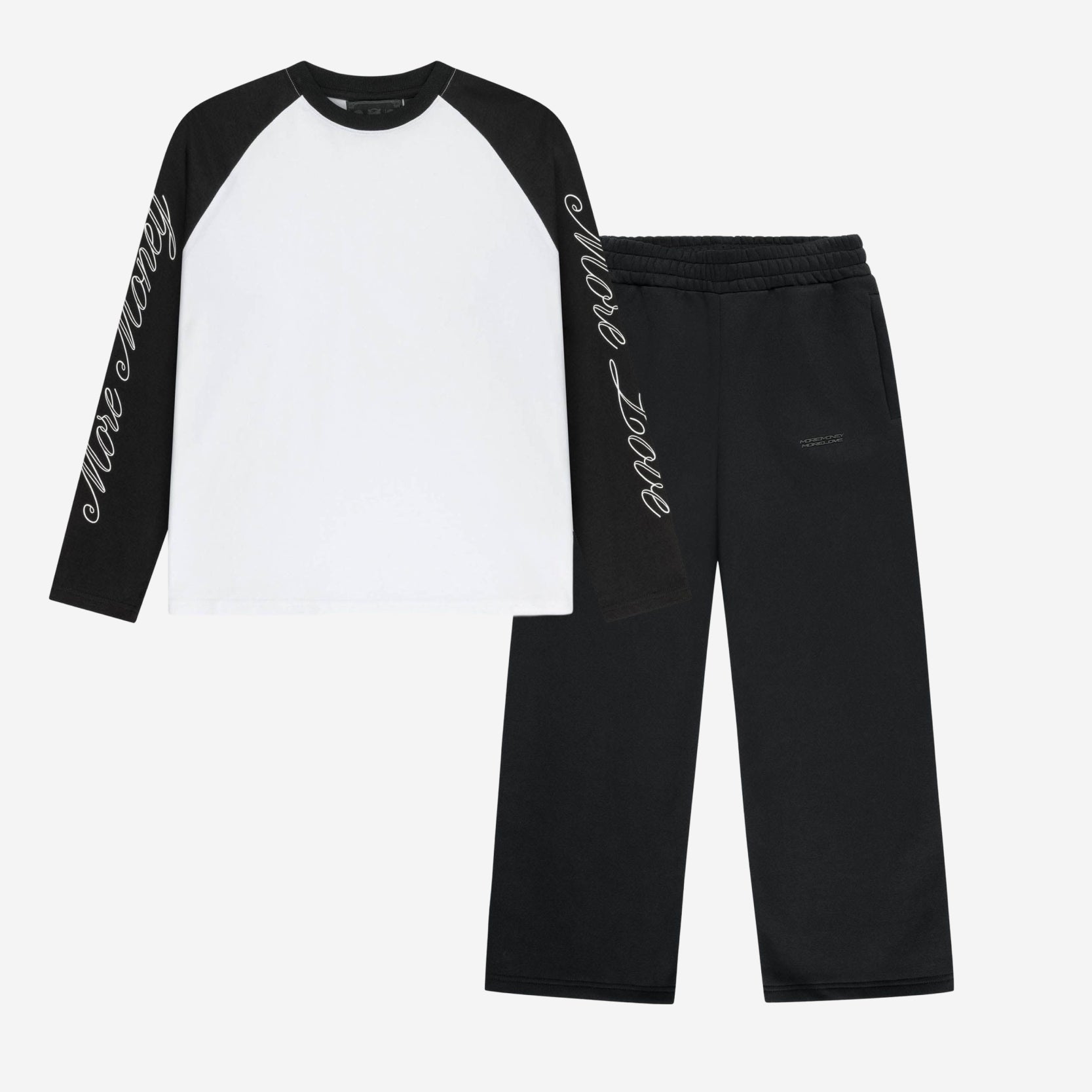 SCRIPT RAGLAN LONGSLEEVE + CLOUDS JOGGER BLACK