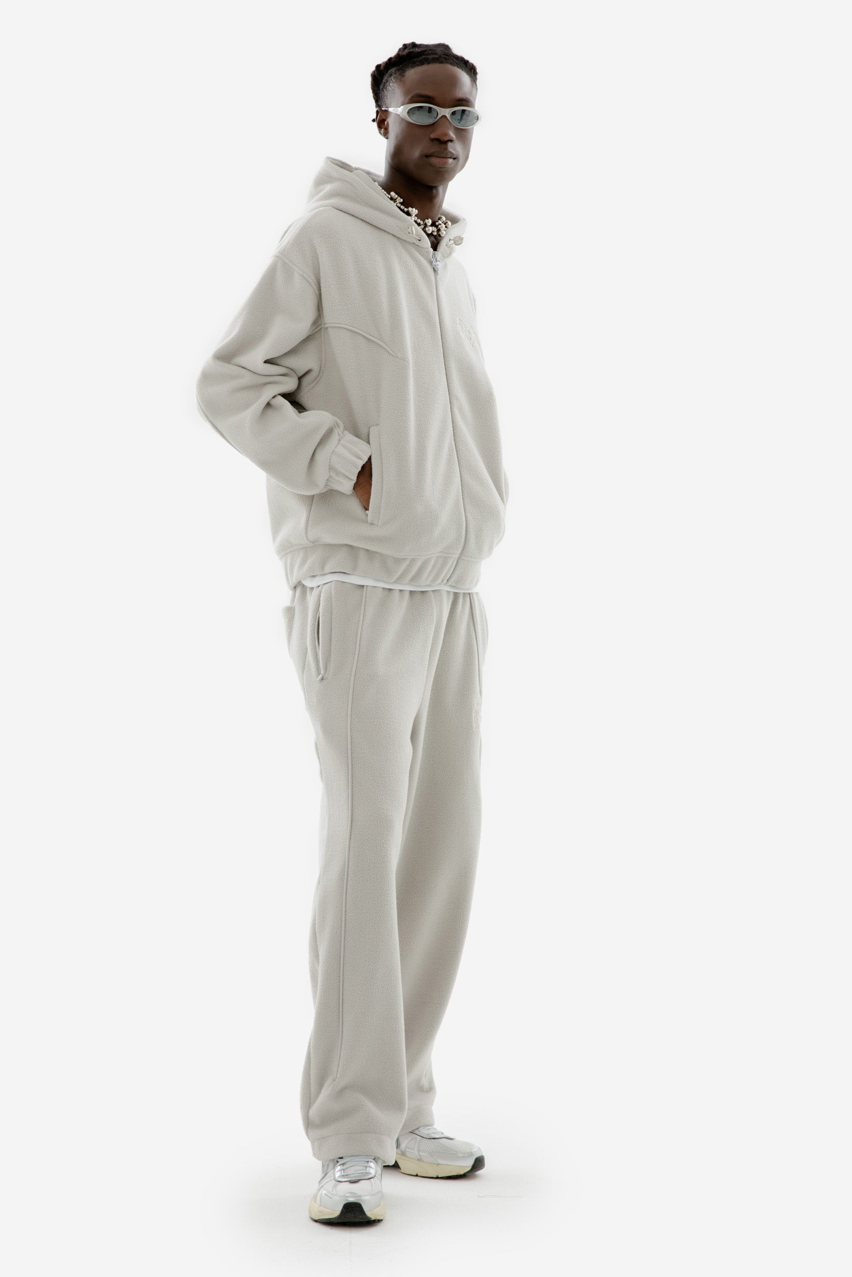 STAR WREATH FLEECE ZIP LIGHT GRAY