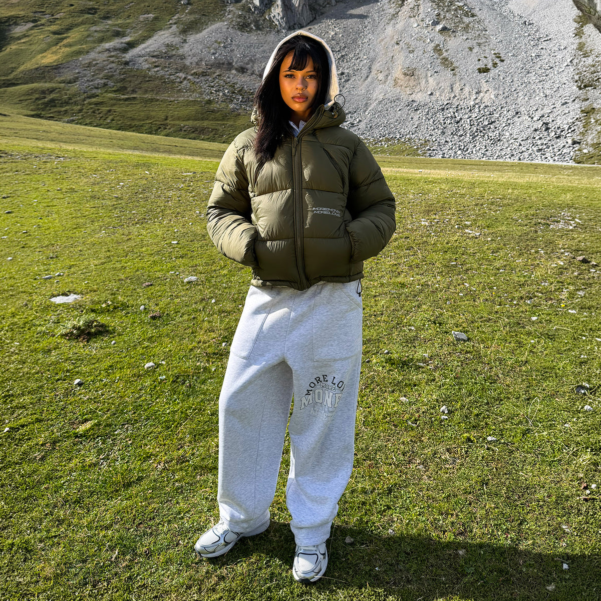 MORE MONEY BIG PUFFER OLIVE + BASE DENIM WASHED SAND