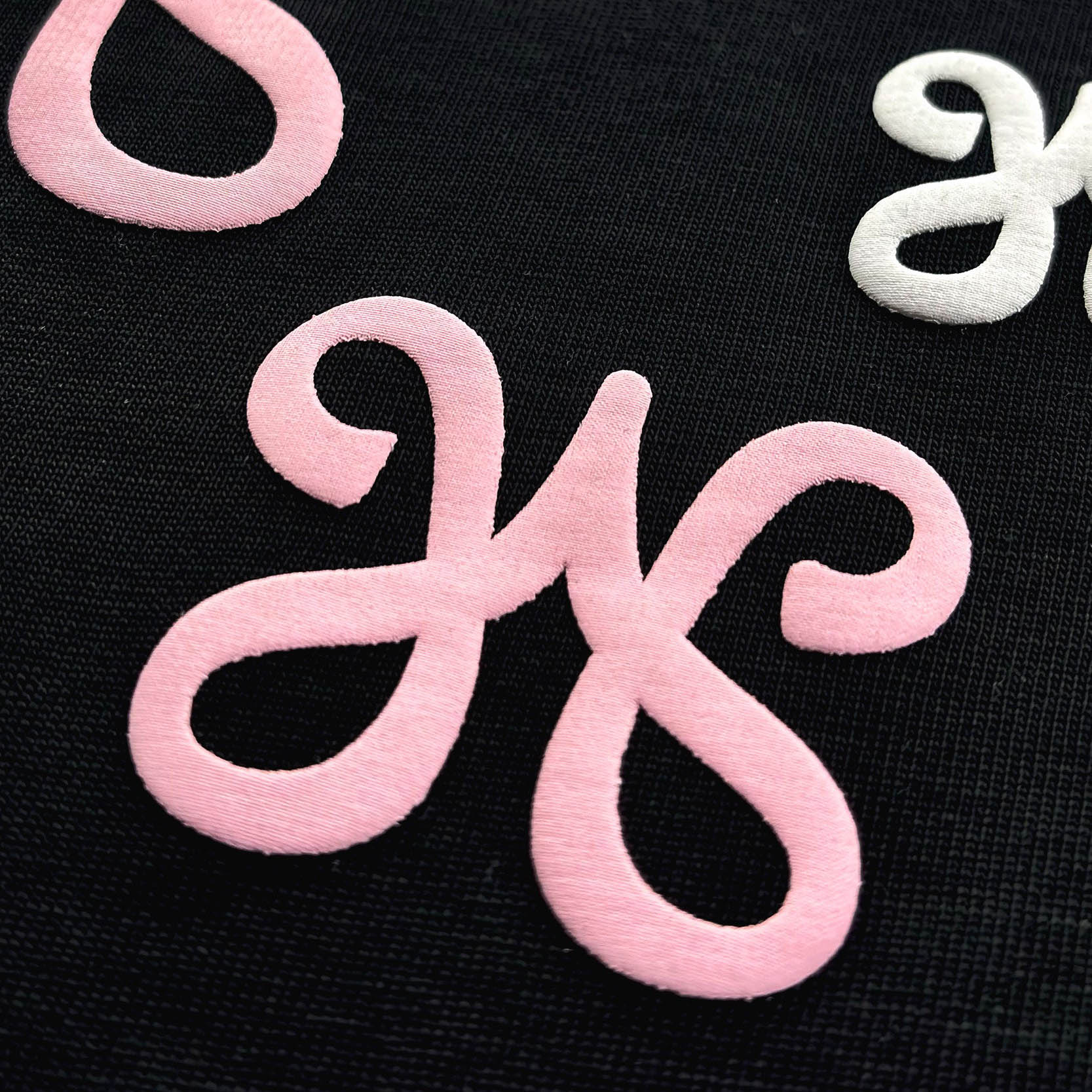 MONOGRAM LONGSLEEVE BLACK