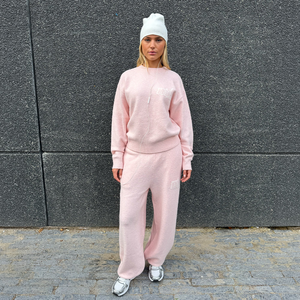 FUZZY KNIT SWEATER PINK