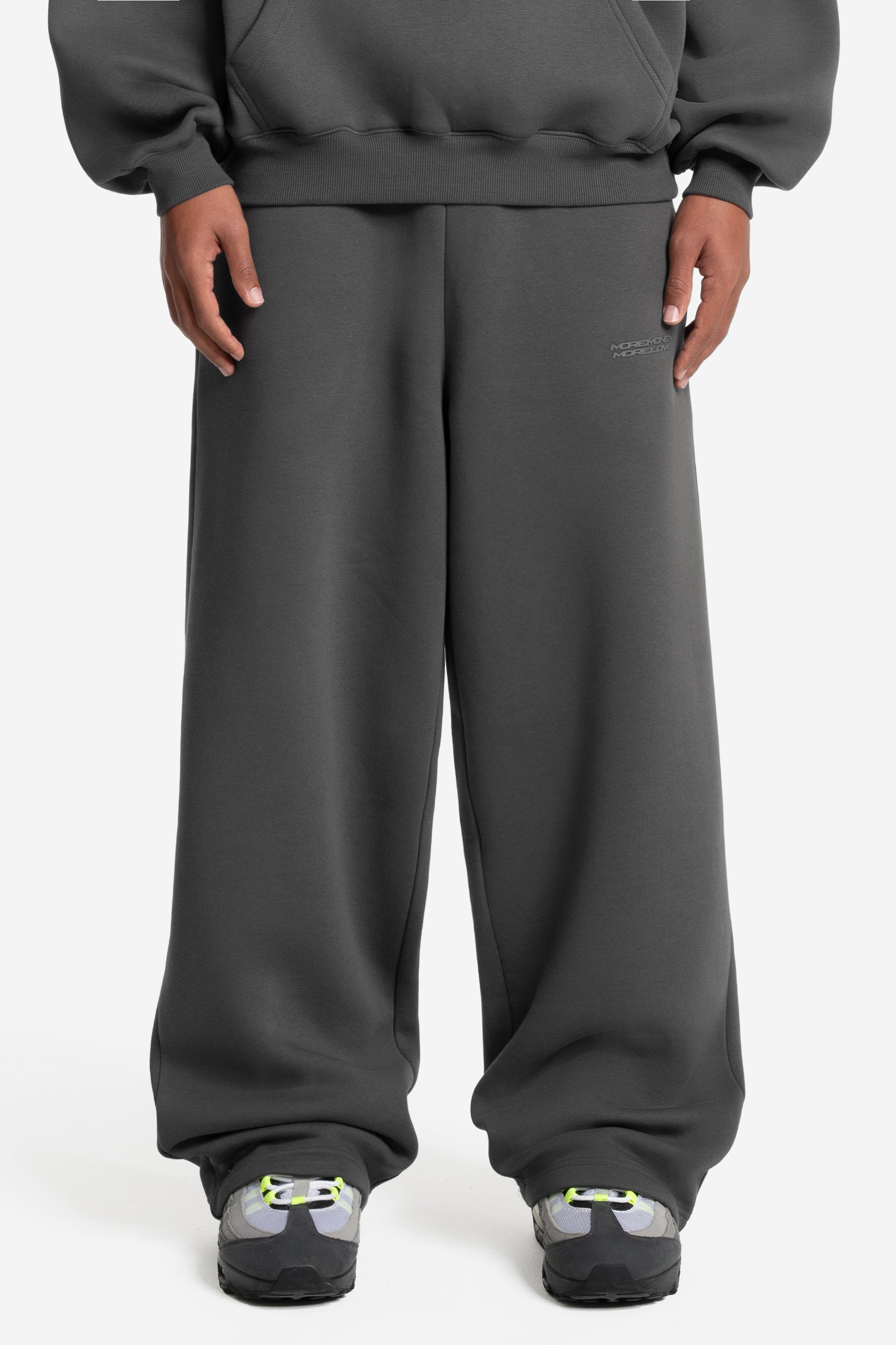 CLOUDS JOGGER DARK GREY