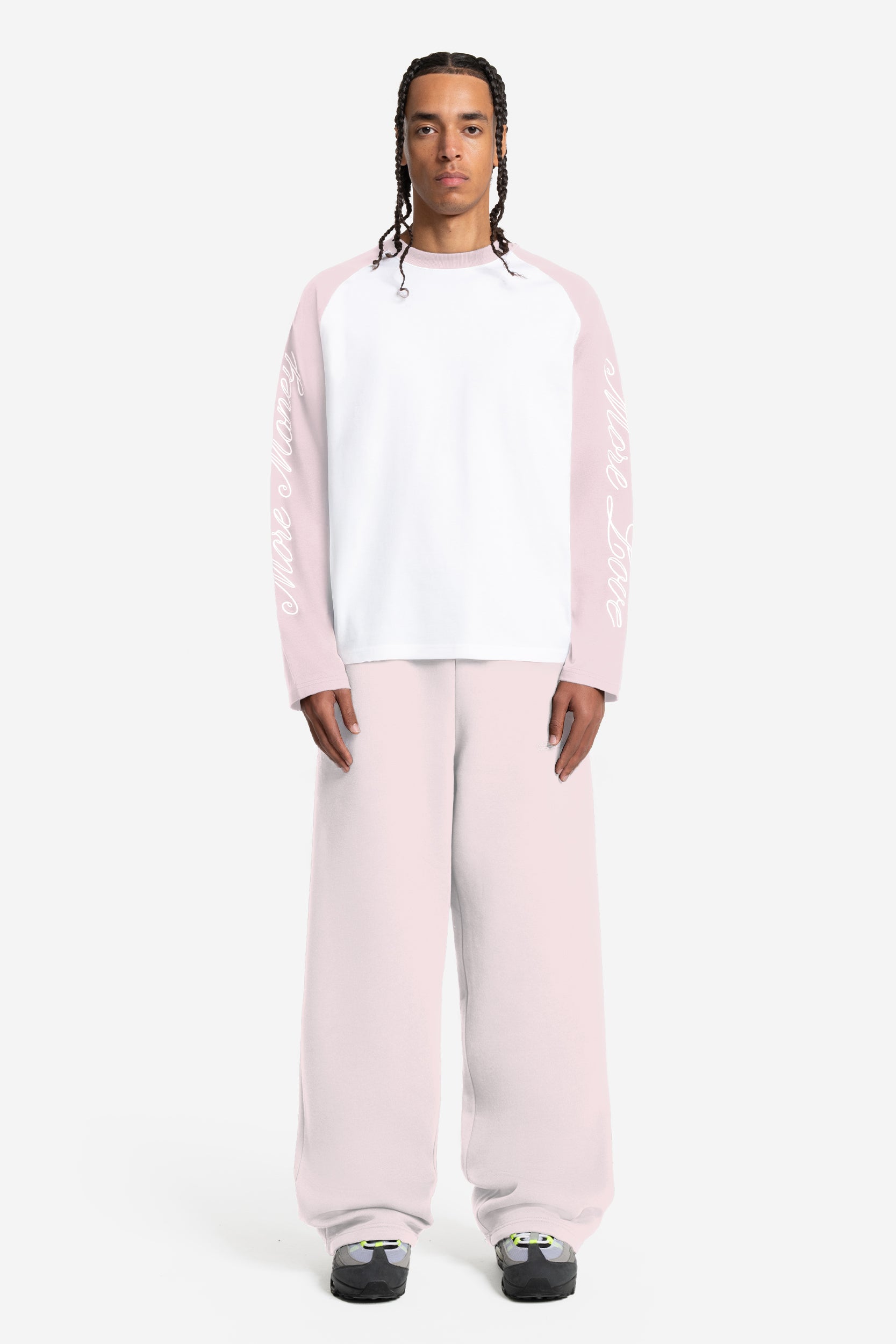 SCRIPT RAGLAN LONGSLEEVE PINK + CLOUDS JOGGER PINK