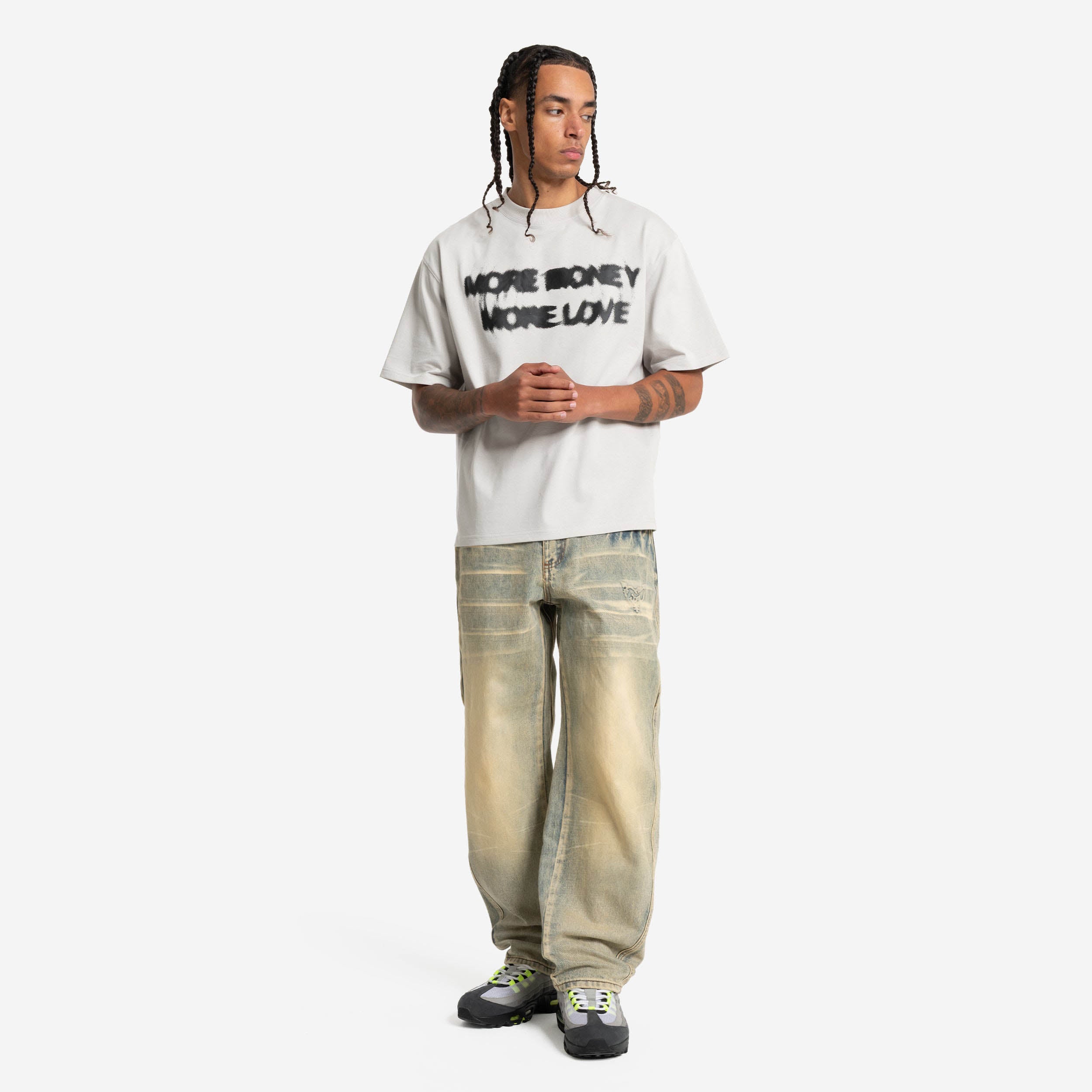 DISTINCTIVE DENIM WASHED MUD
