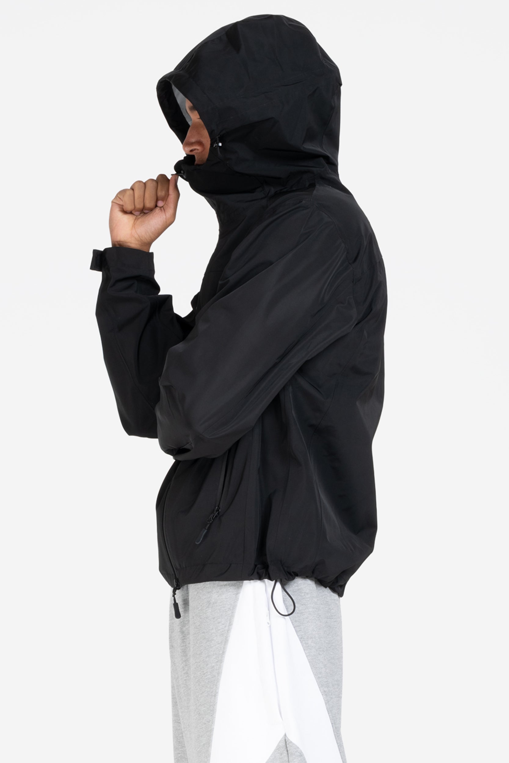 WATERPROOF SHELL JACKET BLACK