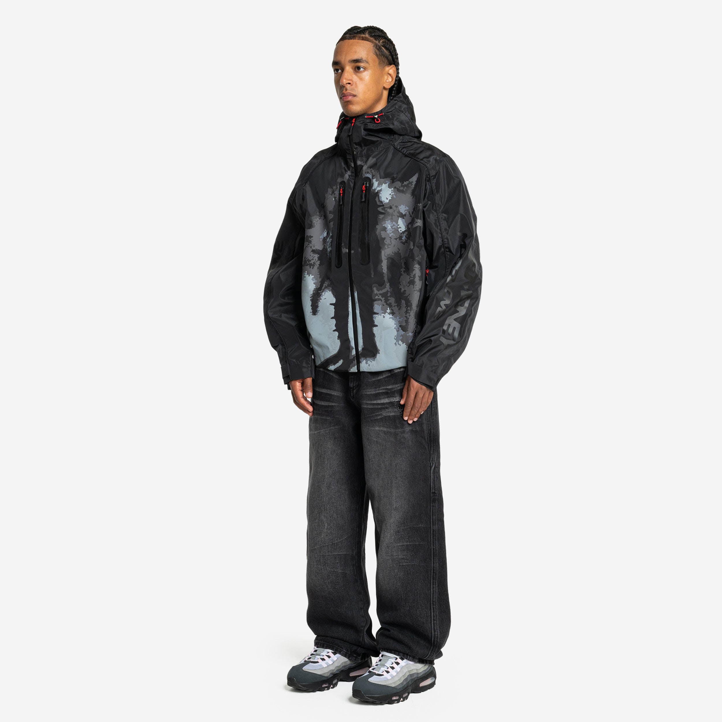 VILLAIN WINDBREAKER BLACK