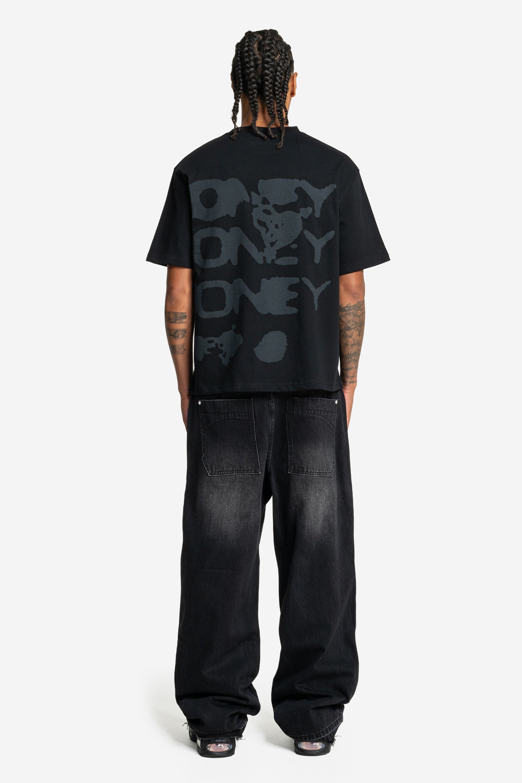RADIANT CASH TEE ALL BLACK