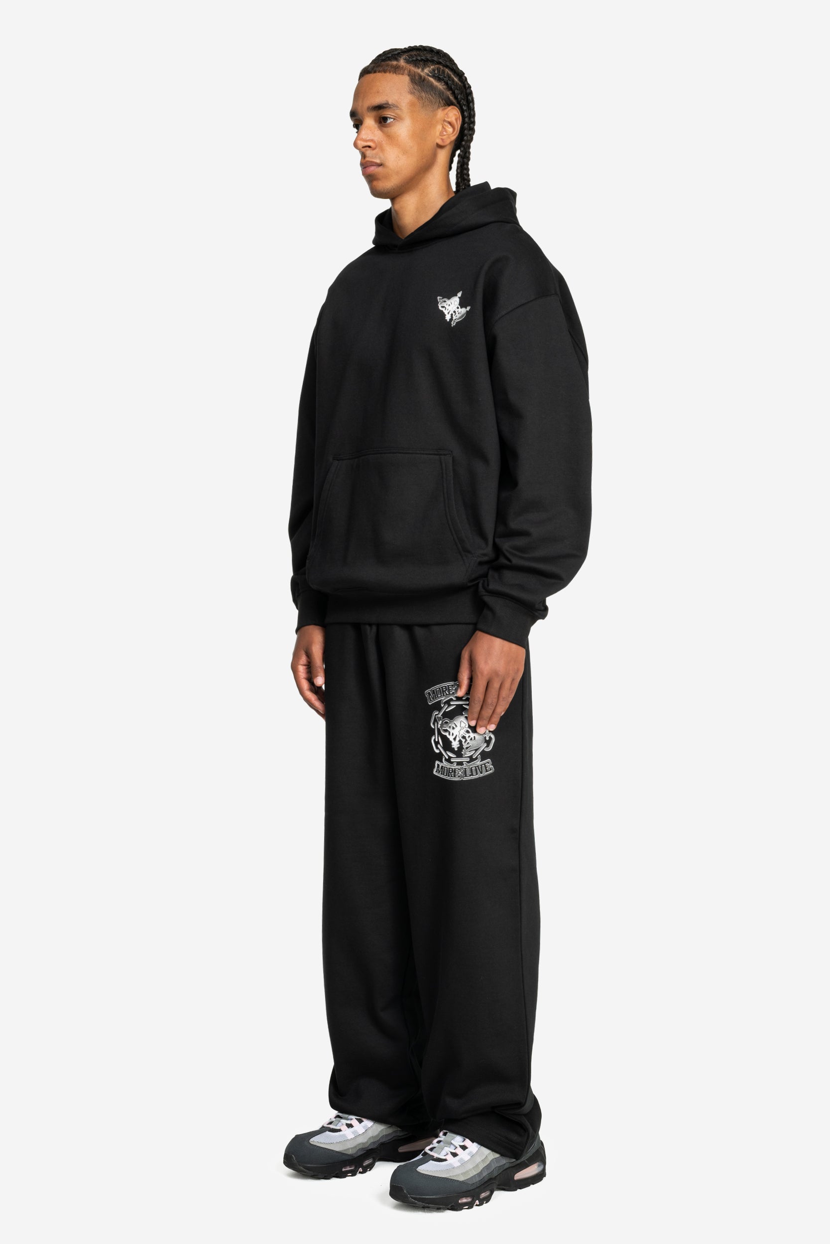 CHROME JOGGER BLACK