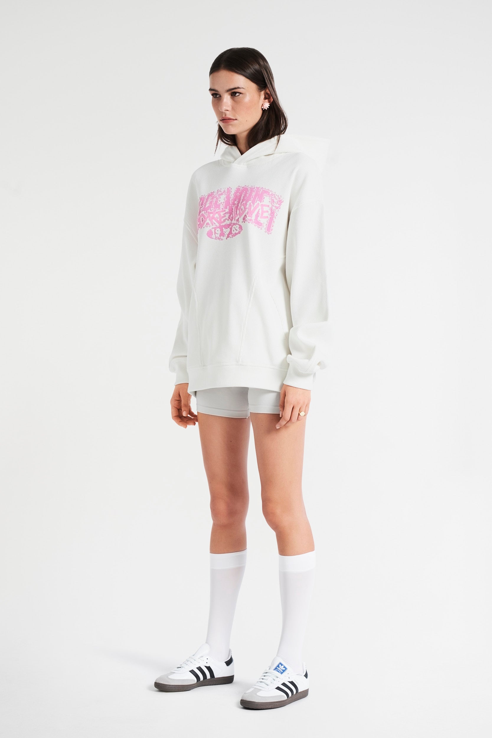 SIGNATURE CREST WAFFLE HOODIE OFF WHITE