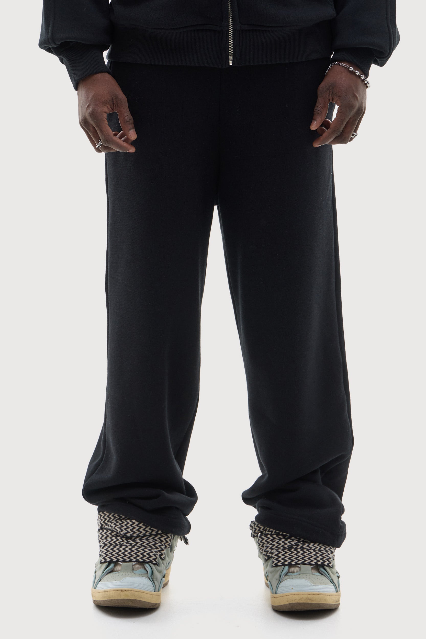 OPEN LEG JOGGER BLACK