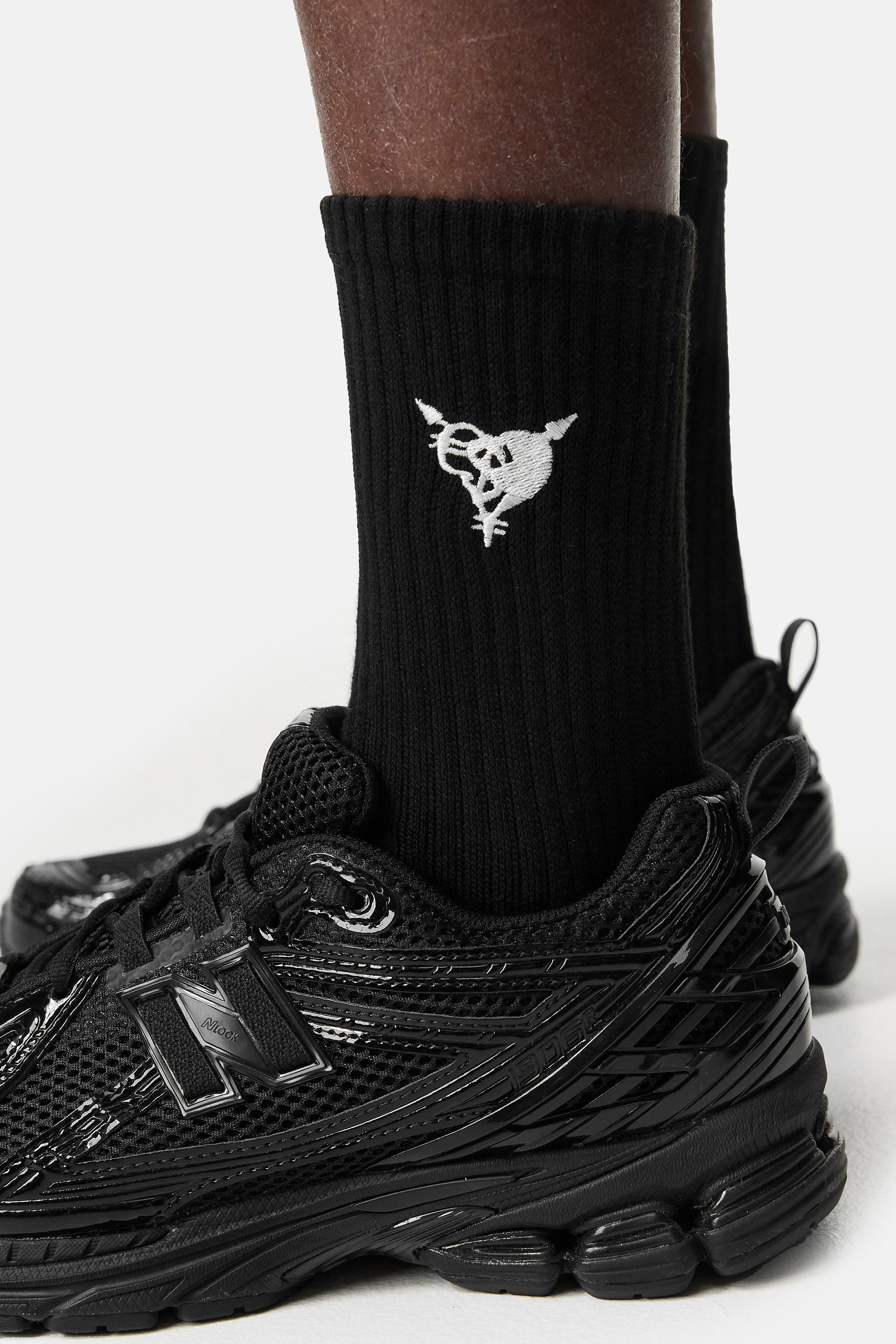 HEART LOGO BLACK SOCKS