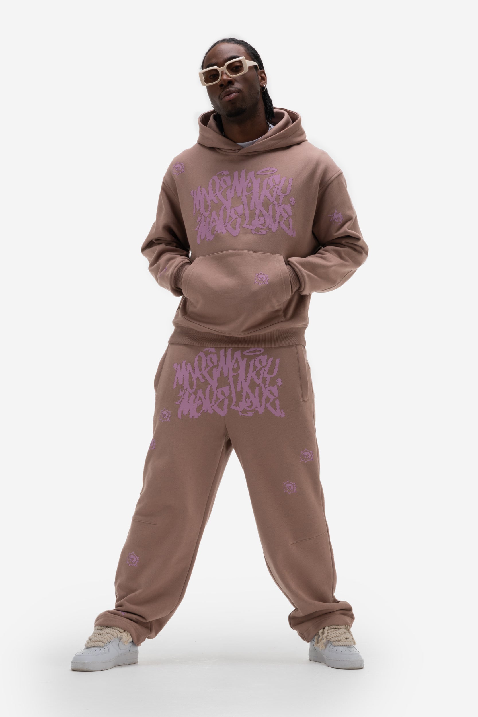 MOST WANTED HOODIE BROWN