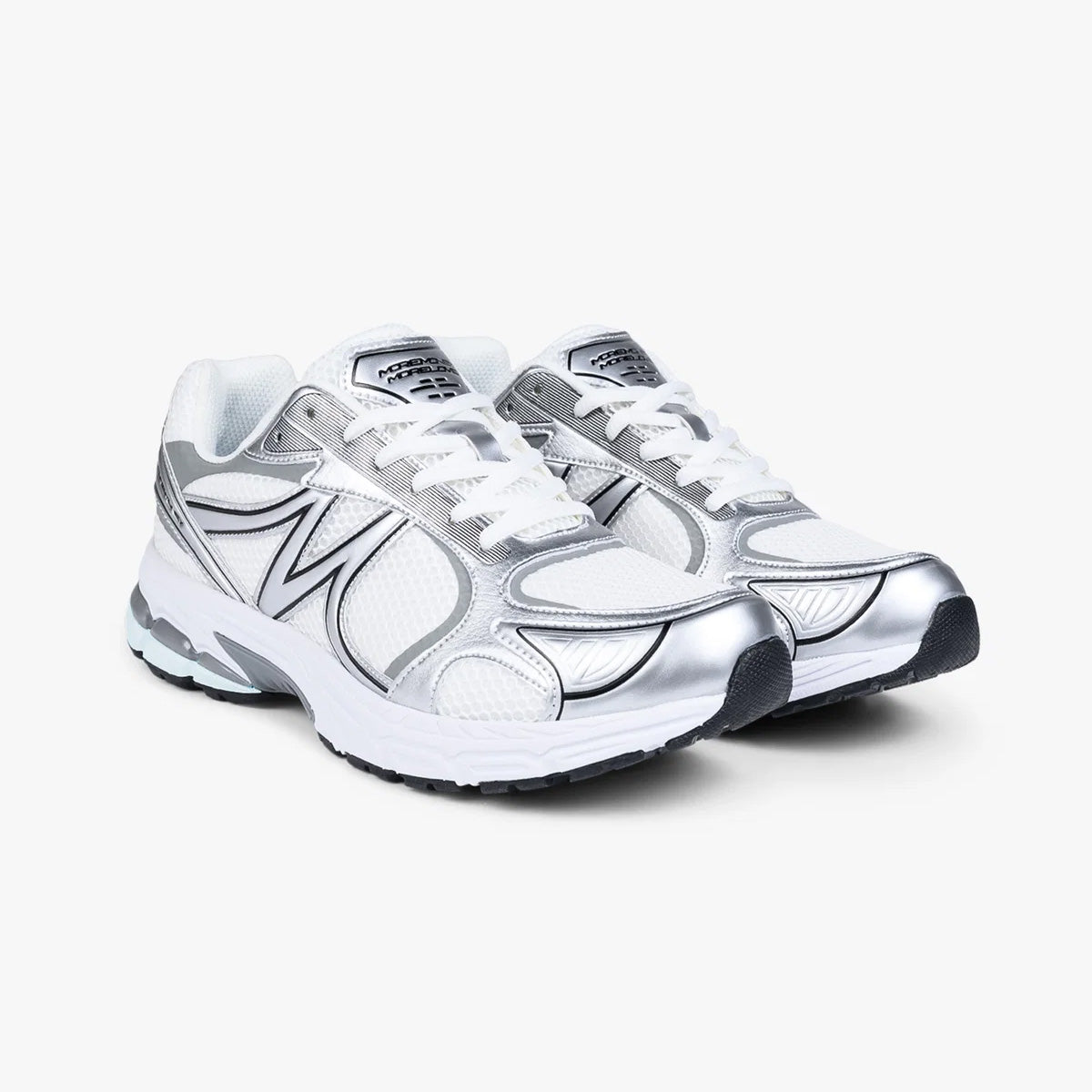 MOTION RUNNER PURE SILVER