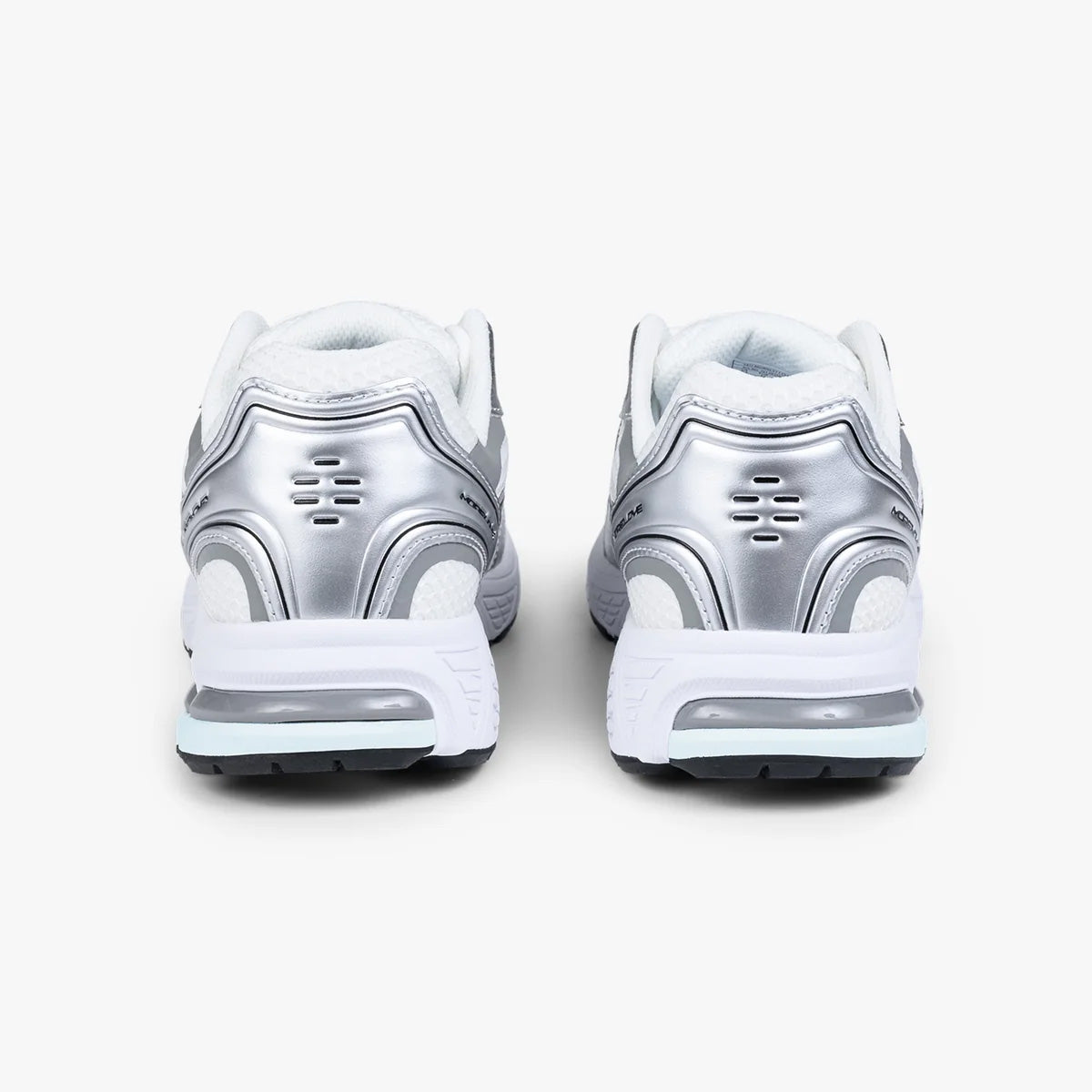 MOTION RUNNER PURE SILVER