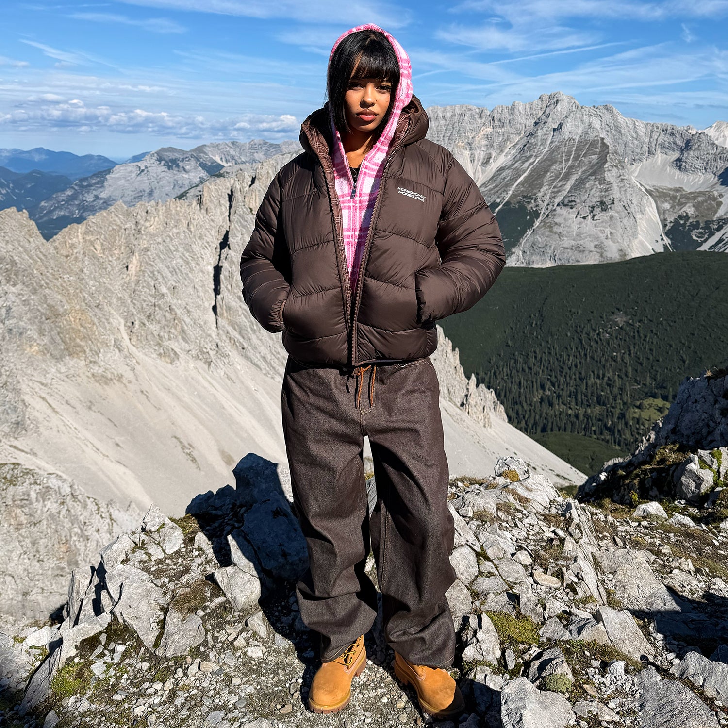 REVERSIBLE PLAID PUFFER BROWN
