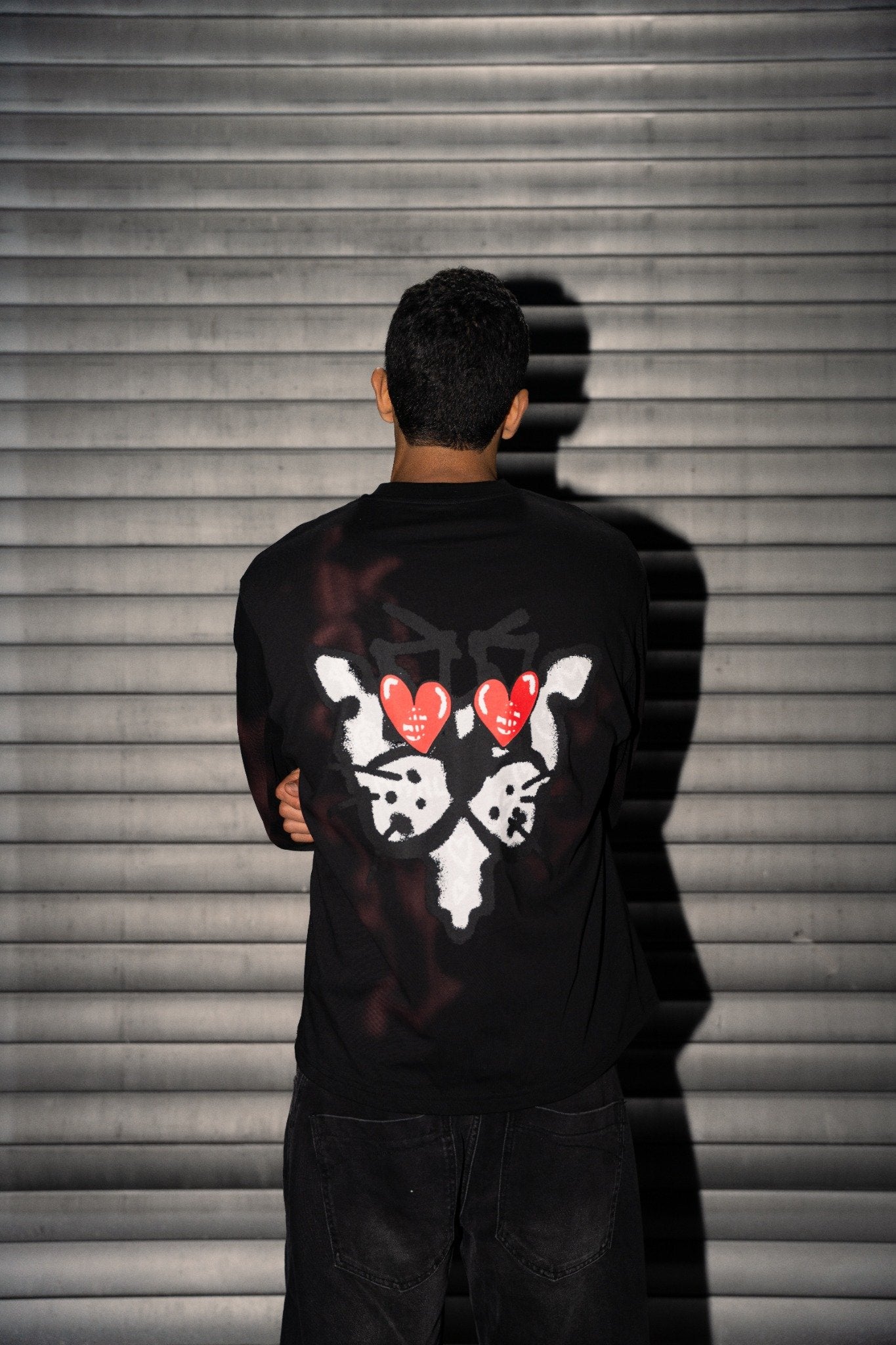 GRAFFITI LONGSLEEVE