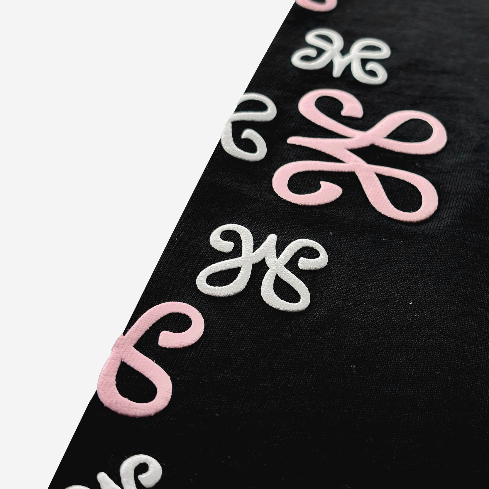 MONOGRAM LONGSLEEVE BLACK