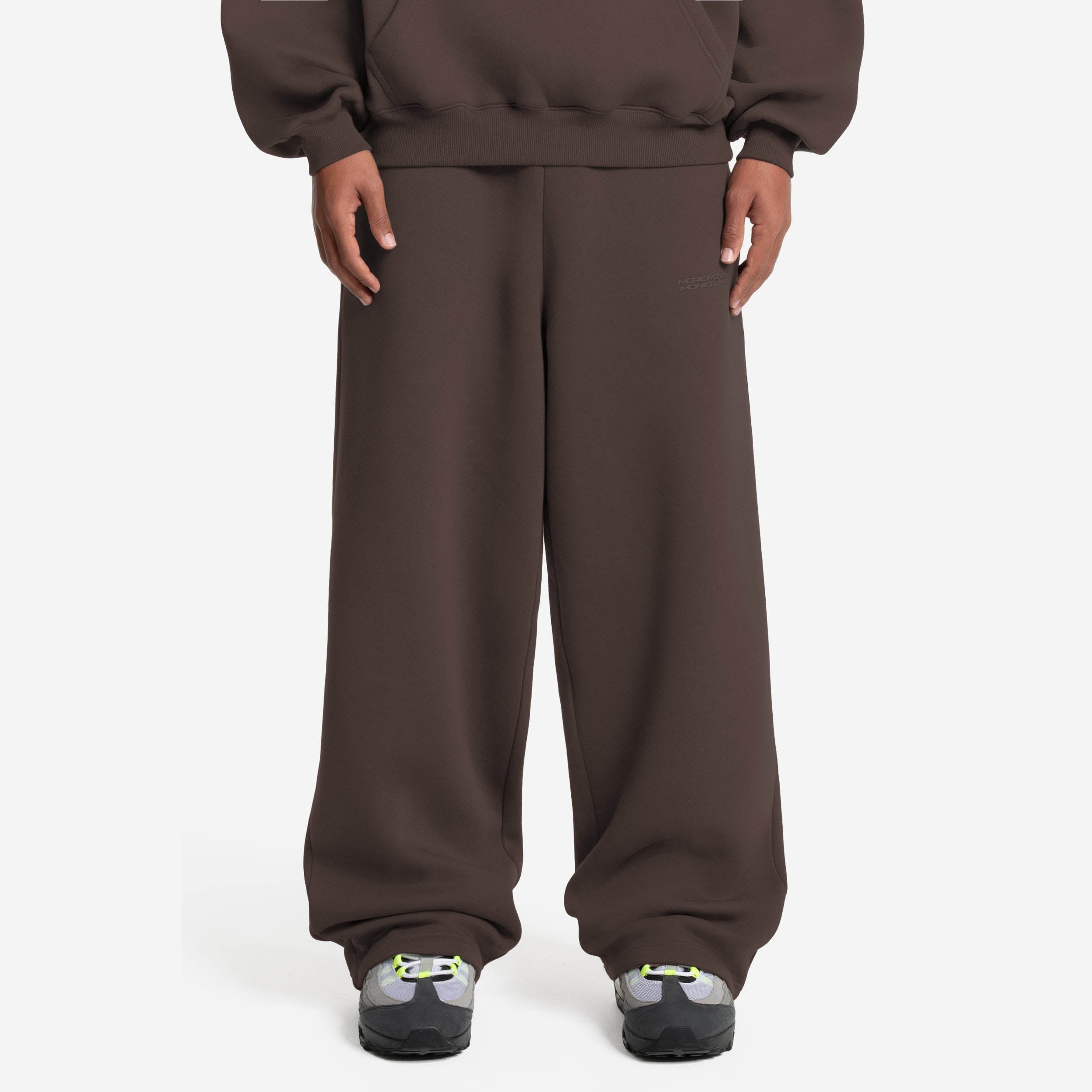 CLOUDS JOGGER BROWN