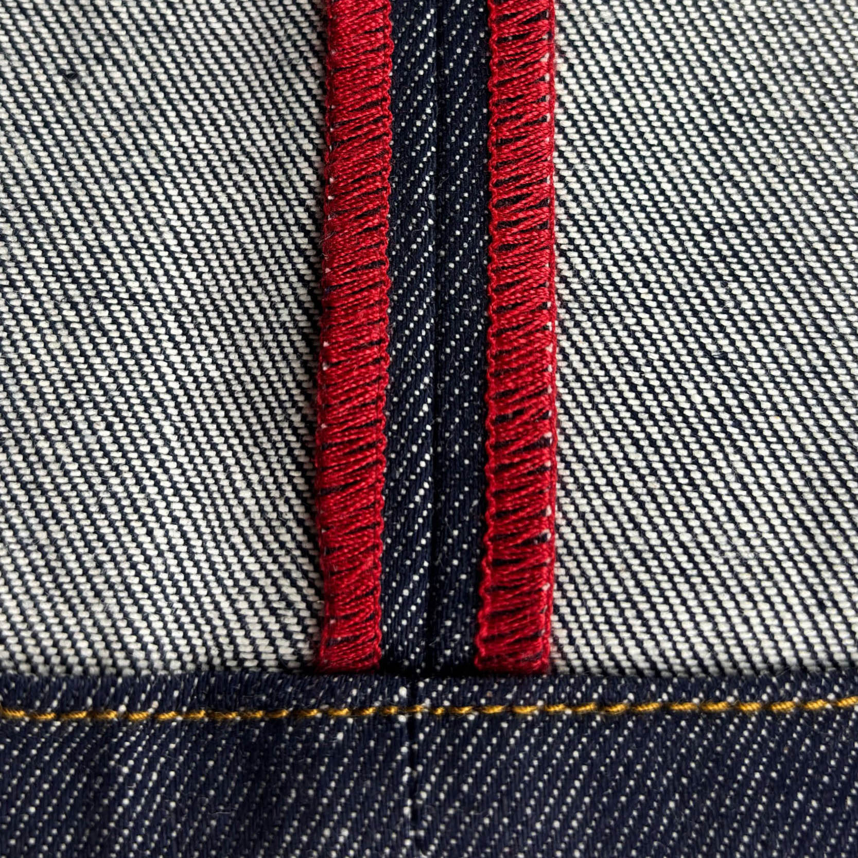 RAW BASE DENIM