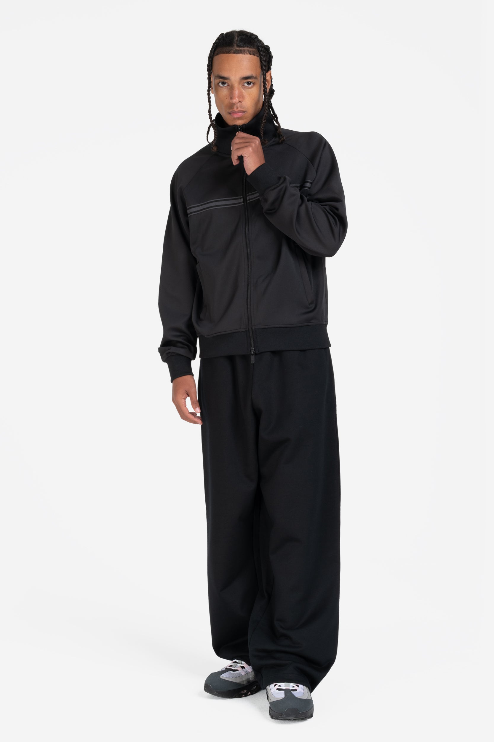 OPEN LEG JOGGER BLACK