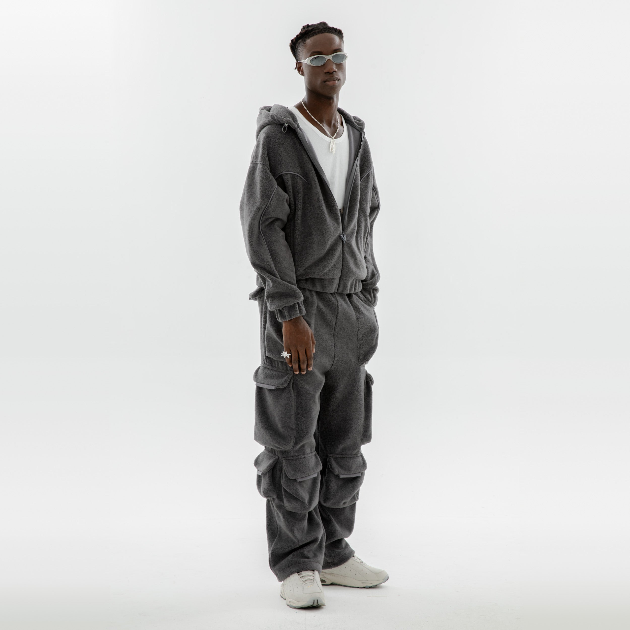 STAR WREATH FLEECE ZIP TORNADO GRAY 