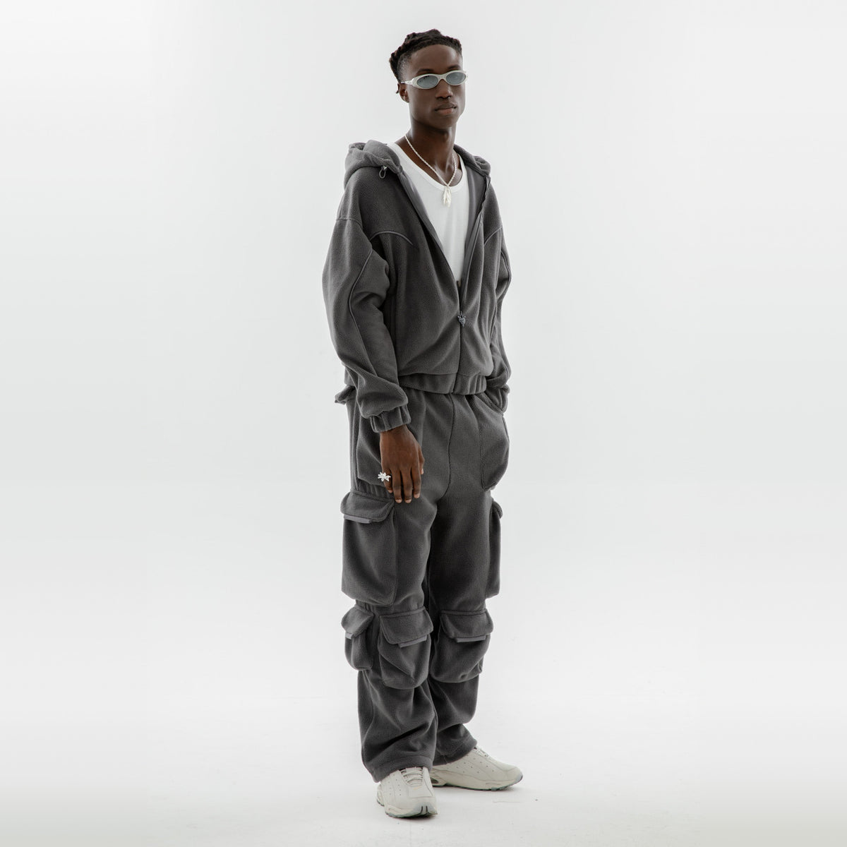 STAR WREATH FLEECE ZIP TORNADO GRAY 